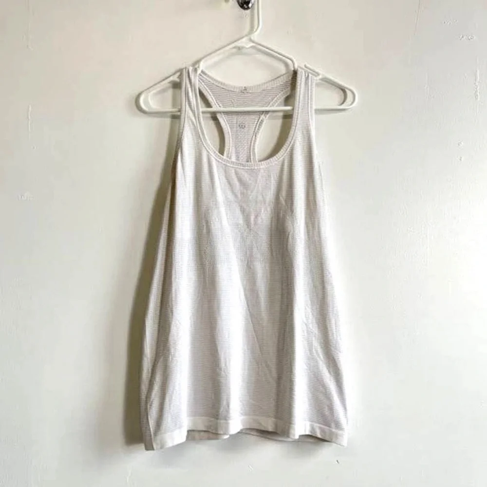 Lululemon Racerback Tank Size 12 - Picture 2 of 3